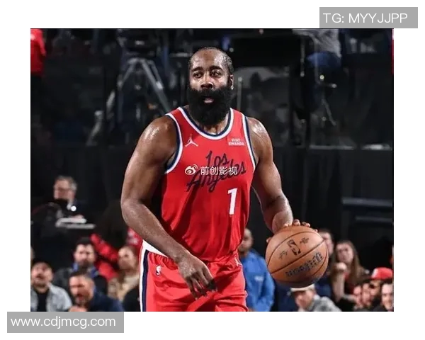 快船在绝境中逆袭灰熊上演惊天逆转全场观众为之震撼